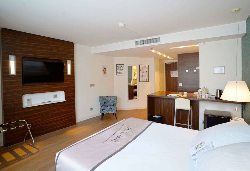 فندق Hôtel Littéraire Alexandre Vialatte, BW Signature Collection