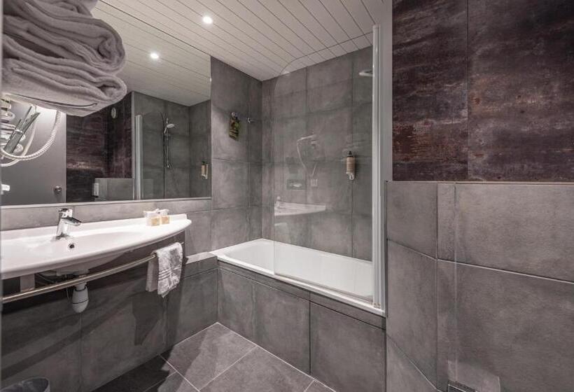 בית מלון כפרי Hôtel Mercure Annecy Sud