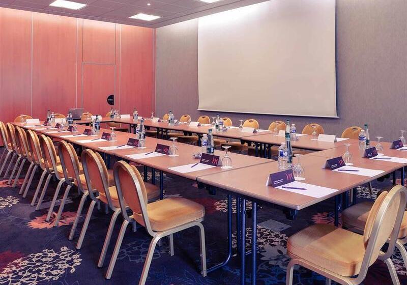 בית מלון כפרי Mercure Auxerre Autoroute Du Soleil