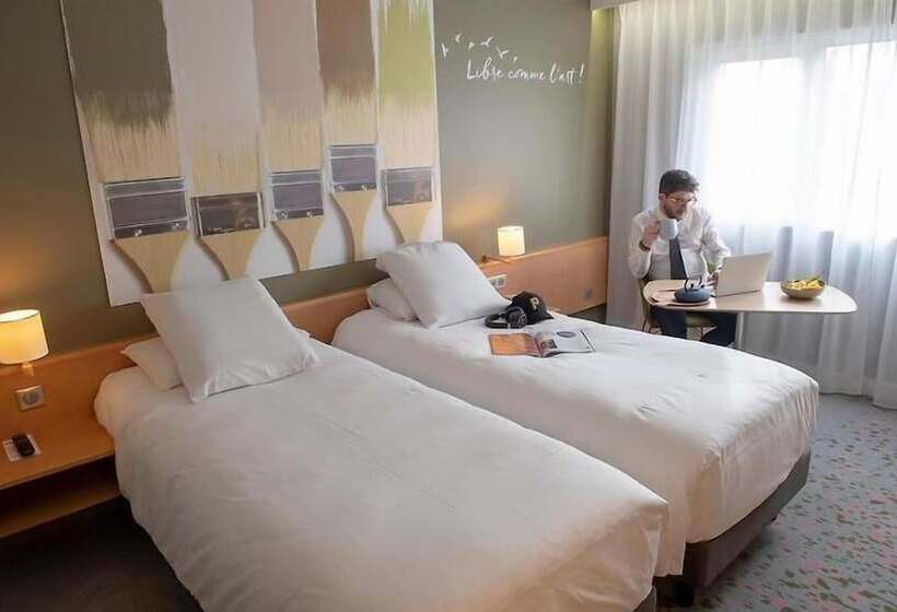 هتل Hôtel Mercure Reims Parc Des Expositions