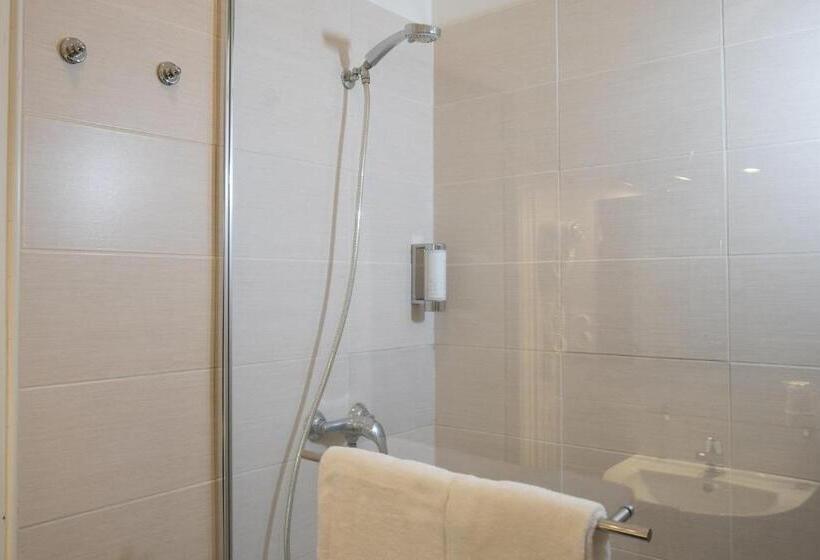 酒店 Hôtel Mondial