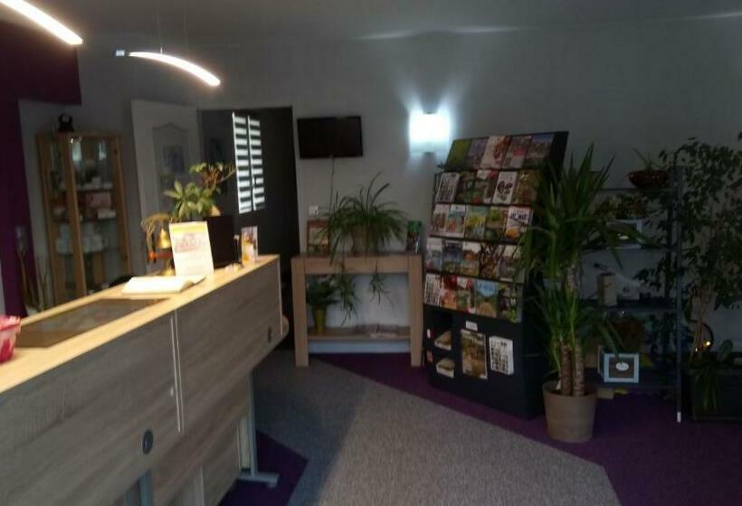 Отель Hôtel Montespan