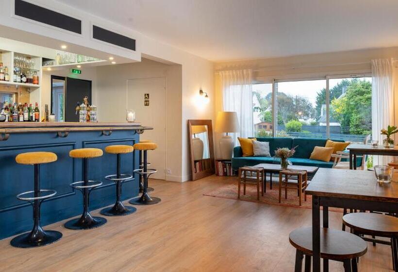 בית מלון כפרי Hôtel Restaurant La Voile Bleue