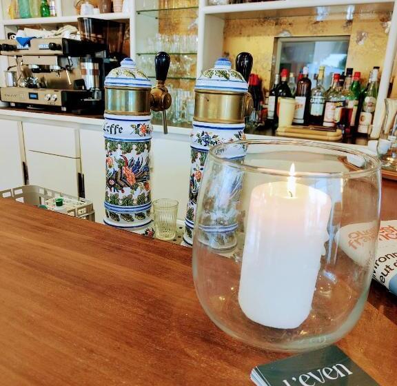 בית מלון כפרי Hôtel Restaurant La Voile Bleue