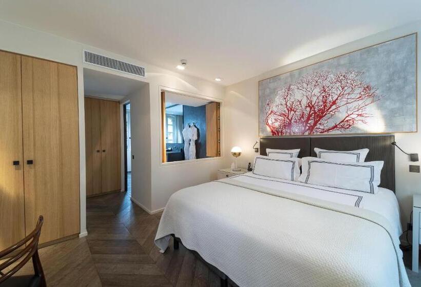 Отель Le Yaca Saint Tropez