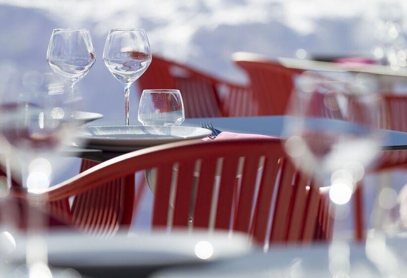 Chalet Hotel Crychar