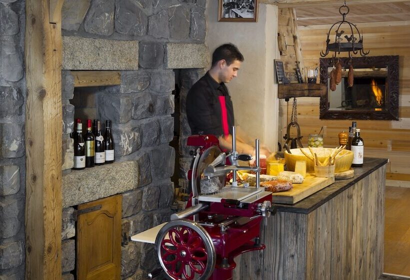 Chalet Hotel Crychar