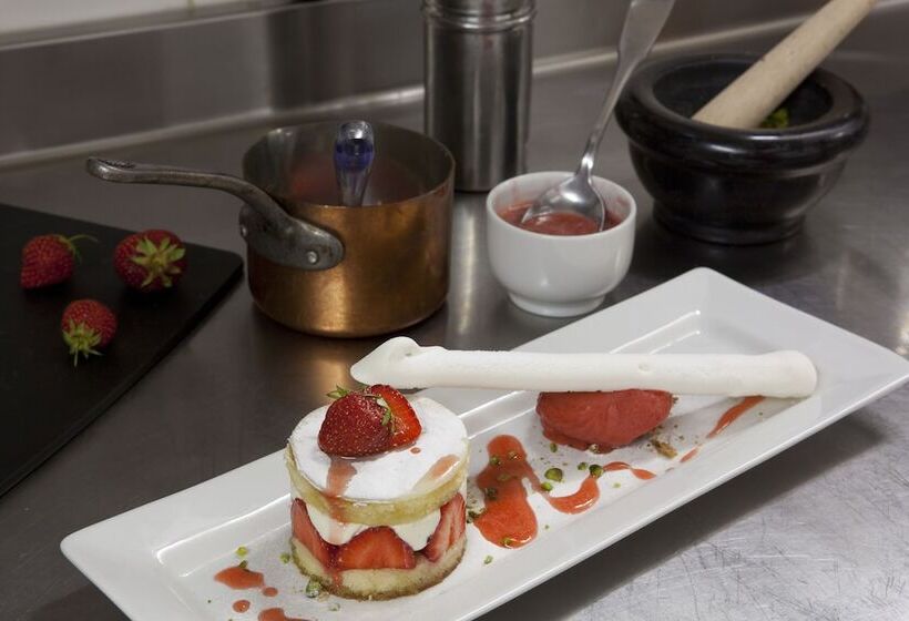 Chalet Hotel Crychar