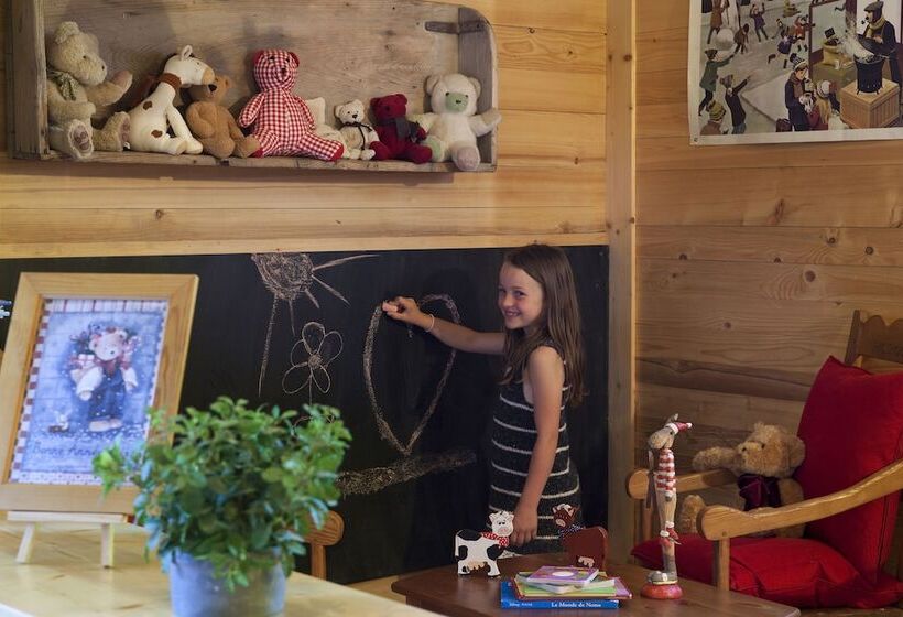 Chalet Hotel Crychar