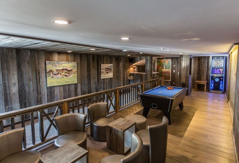 Chalet Hotel Crychar