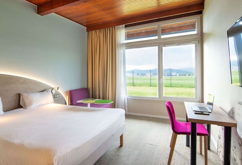 ホテル Ibis Styles Colmar Nord