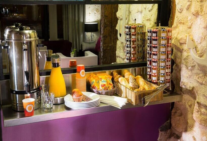 ホテル Hôtel Jacques De Molay   Fitness & Sauna