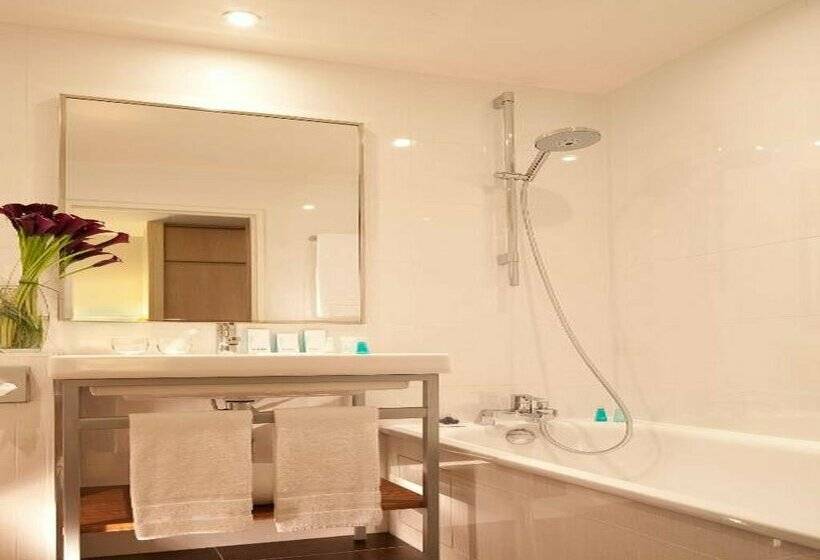 ホテル Jardins Eiffel