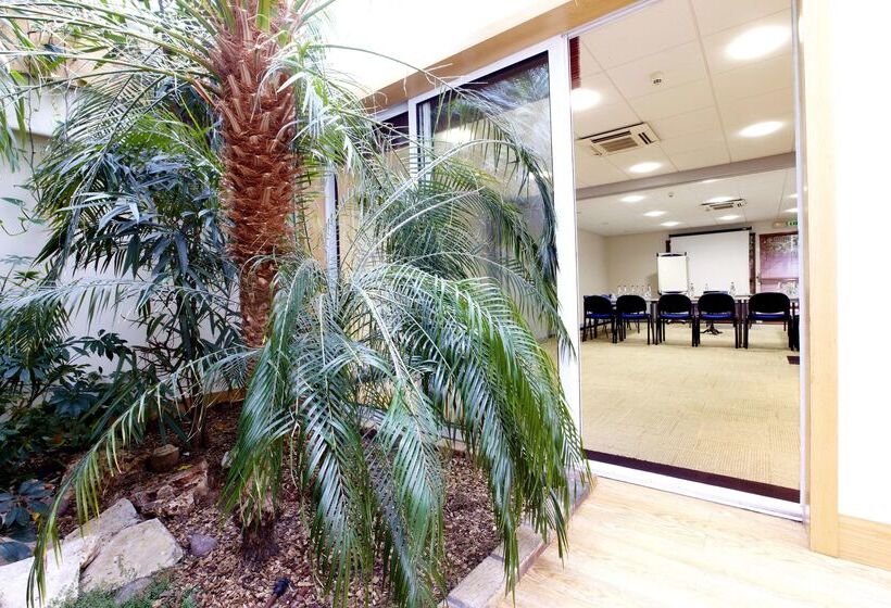 Kyriad Hotel Tours Centre