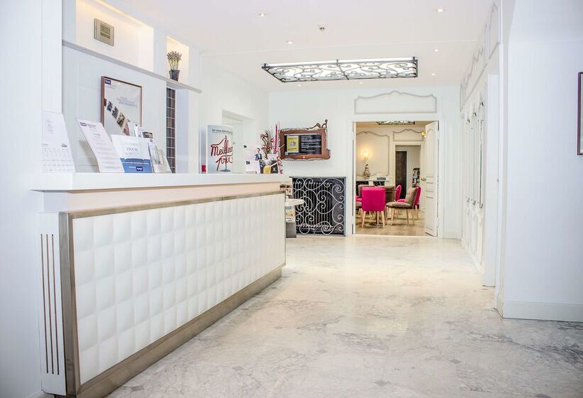 Kyriad Hotel Tours Centre