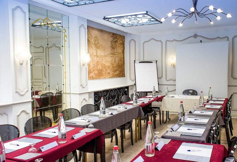 Kyriad Hotel Tours Centre