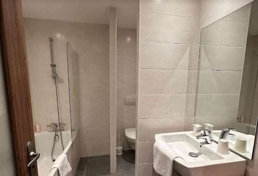 Kyriad Hotel Tours Centre