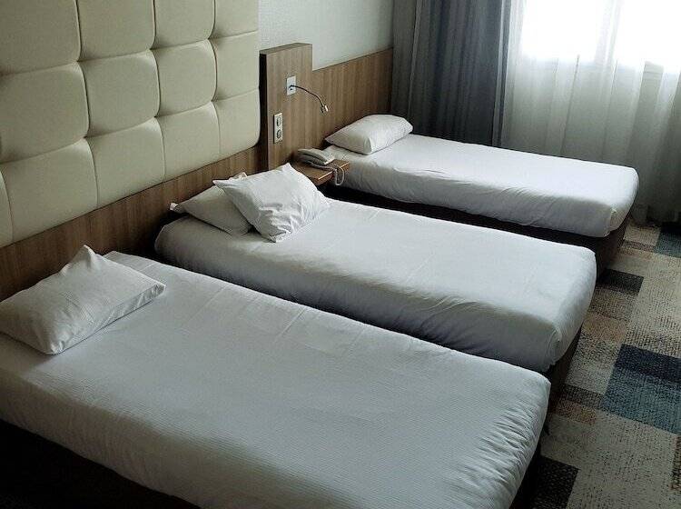 Kyriad Hotel Tours Centre