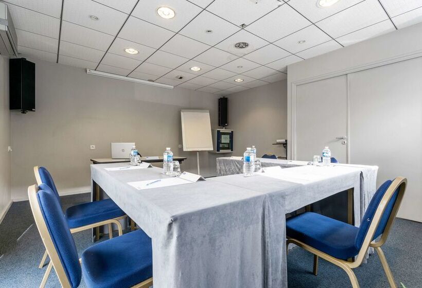 酒店 Kyriad Vannes Centreville