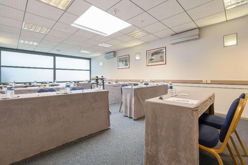 酒店 Kyriad Vannes Centreville