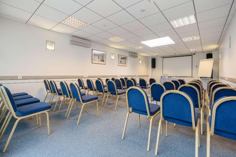 ホテル Kyriad Vannes Centreville