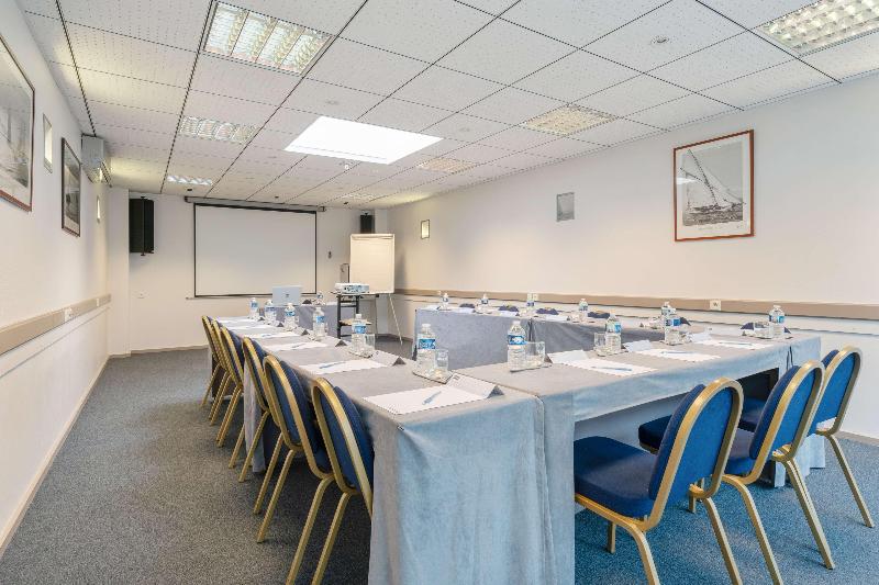 酒店 Kyriad Vannes Centreville