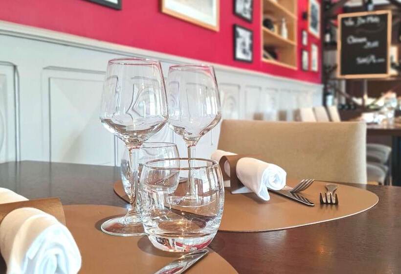 酒店 Kyriad Vannes Centreville