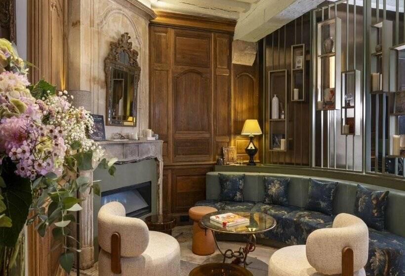 ホテル L De Lutece   Notre Dame