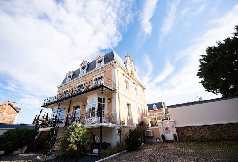 ホテル La Villefromoy