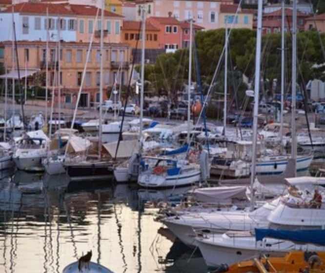 호텔 La Voile D'or