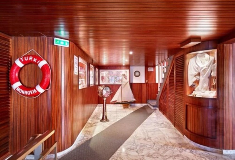 호텔 La Voile D'or