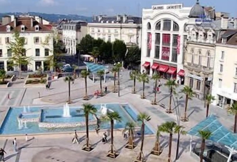 فندق Le Bourbon Pau Centre