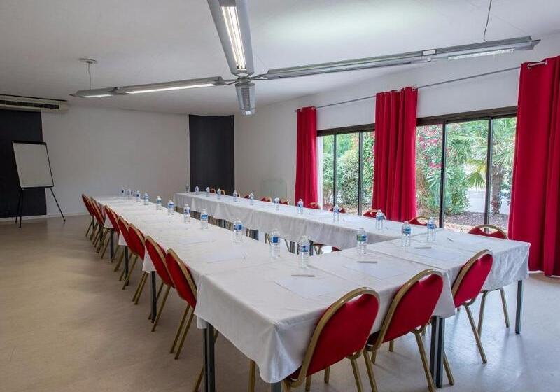 Citotel Hôtel Le Capricorne