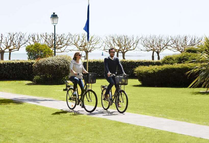 ホテル Le Castel Marie Louise