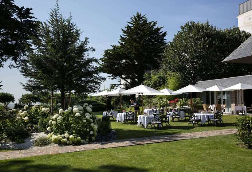 ホテル Le Castel Marie Louise