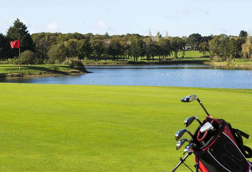 ホテル Le Castel Marie Louise