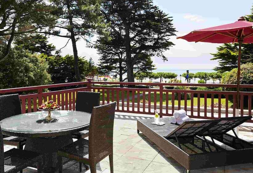 ホテル Le Castel Marie Louise