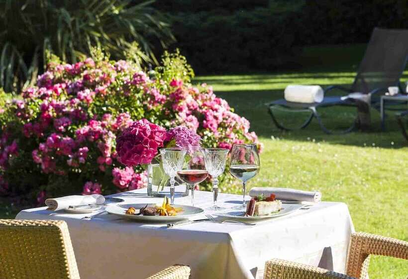 ホテル Le Castel Marie Louise