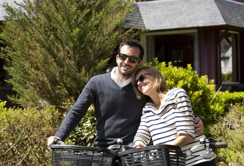 ホテル Le Castel Marie Louise