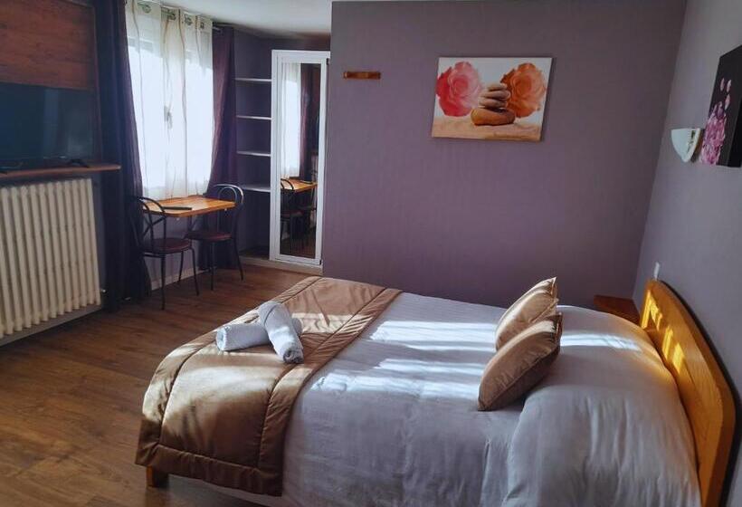 호텔 Le Catalan   Hôtel Et Appartements