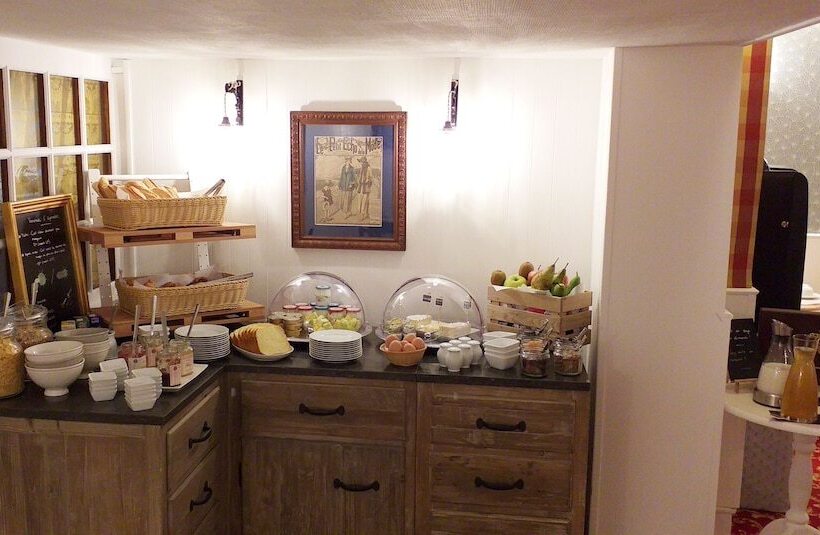 Отель Le Chantilly