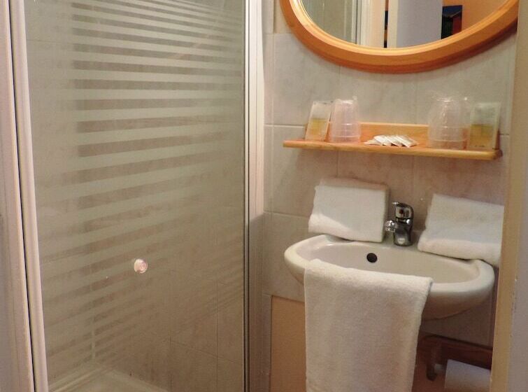 Отель Le Chantilly