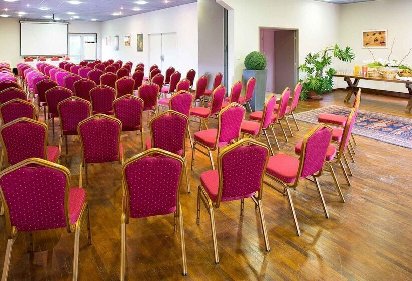 בית מלון כפרי Le Dracy Hôtel Et Spa