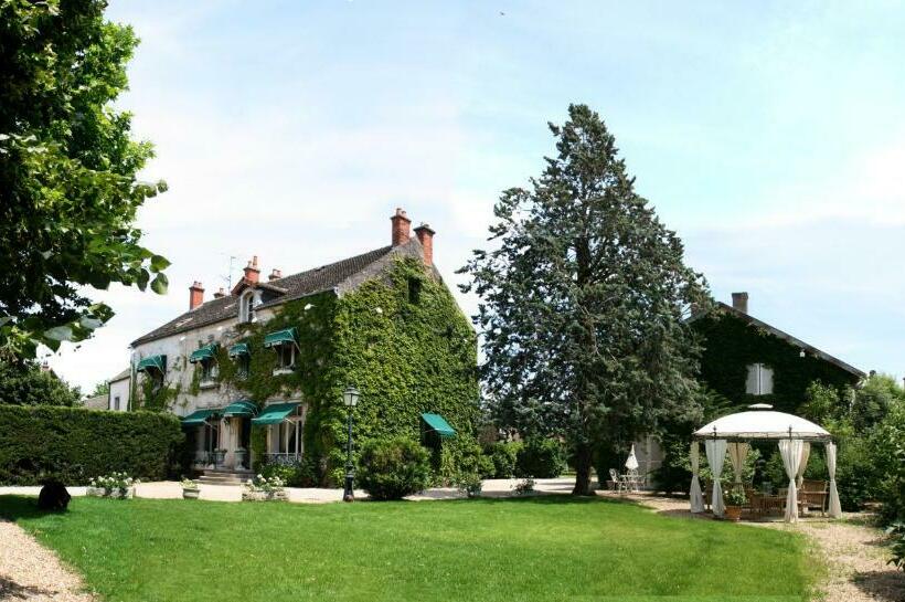 فندق Hôtel Le Home