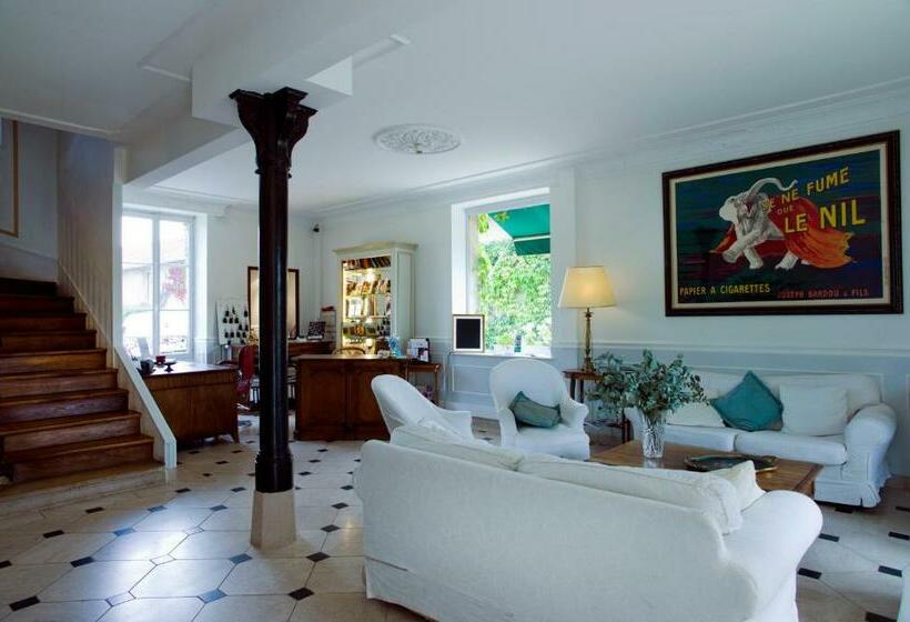 فندق Hôtel Le Home