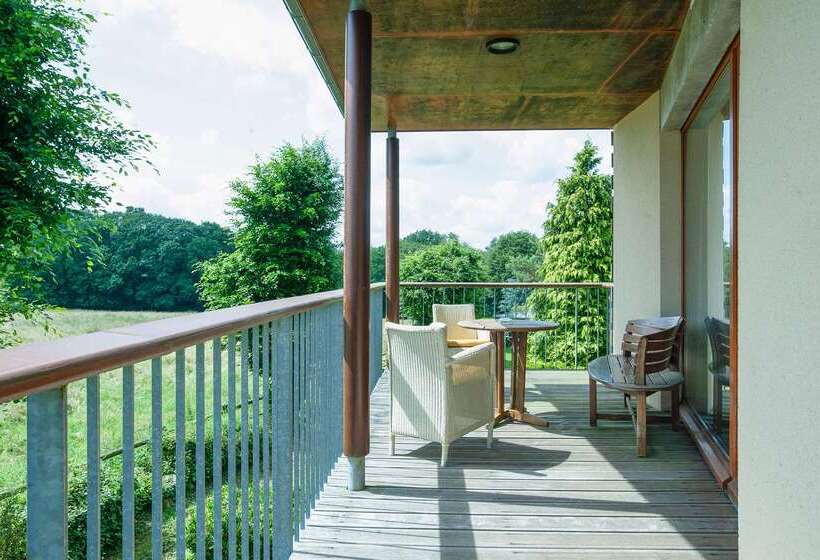 Отель Le Manoir Du Lys, The Originals Relais