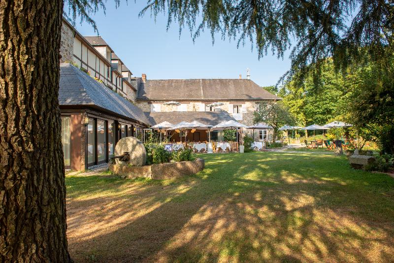 Отель Le Manoir Du Lys, The Originals Relais