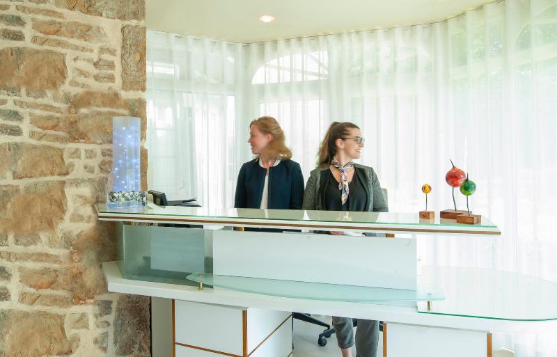 Отель Le Manoir Du Lys, The Originals Relais