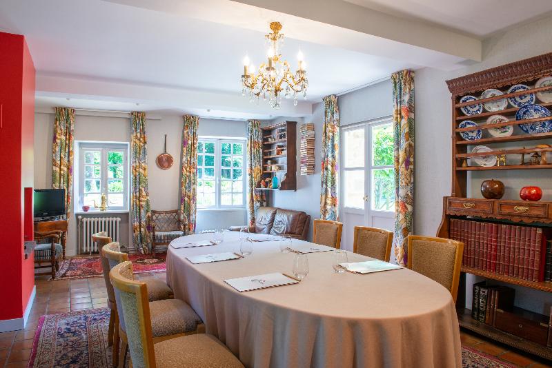 Отель Le Manoir Du Lys, The Originals Relais