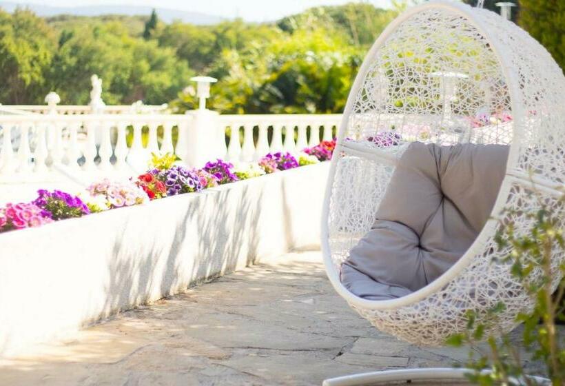 فندق Le Mas Bellevue